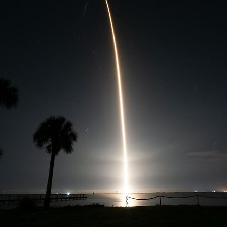 Nasa Waterfront Dolphin Suite Titusville Kültér fotó