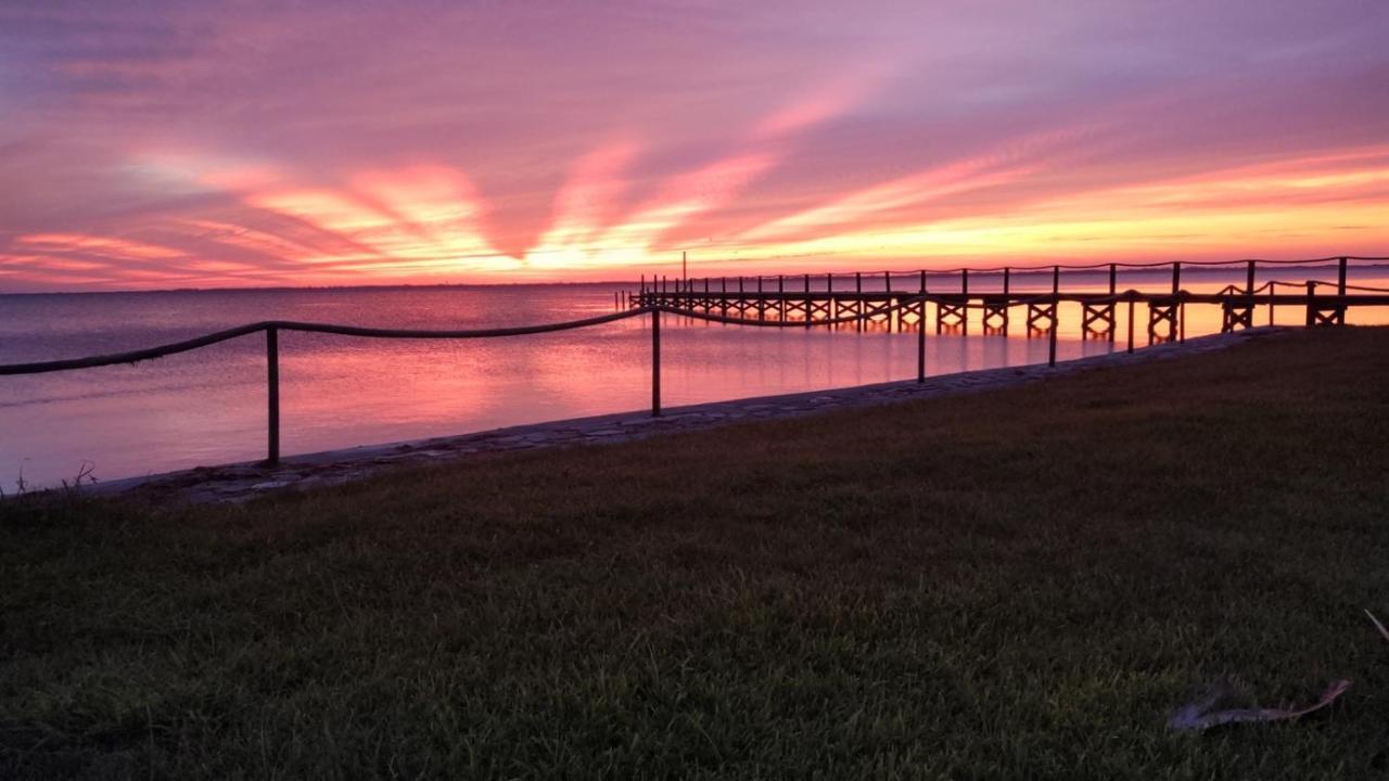 Nasa Waterfront Dolphin Suite Titusville Kültér fotó