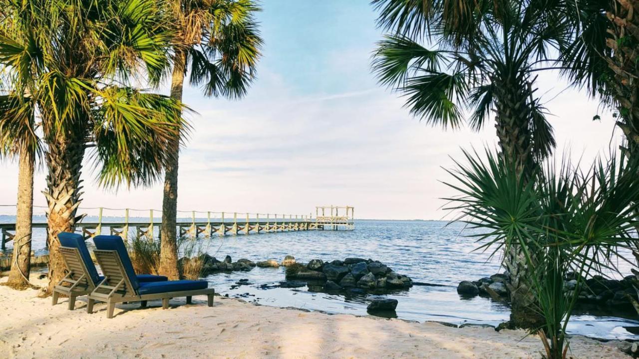 Nasa Waterfront Dolphin Suite Titusville Kültér fotó