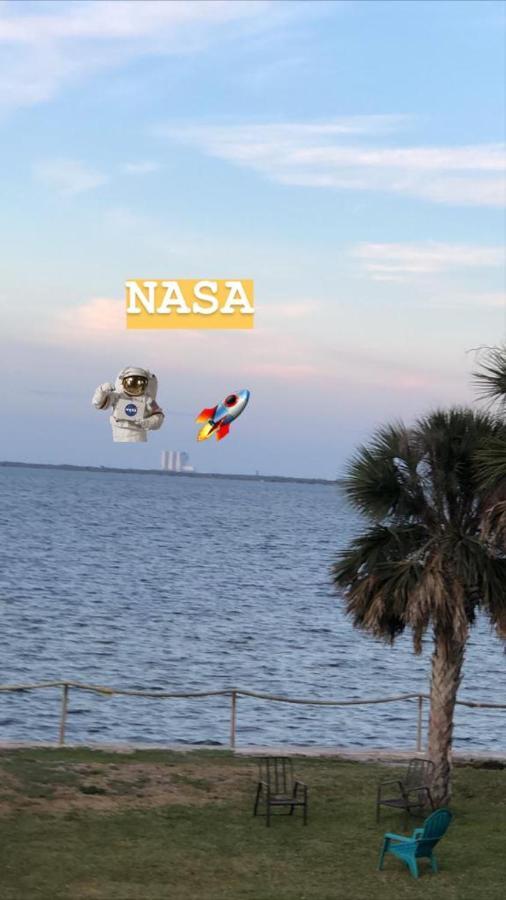 Nasa Waterfront Dolphin Suite Titusville Kültér fotó